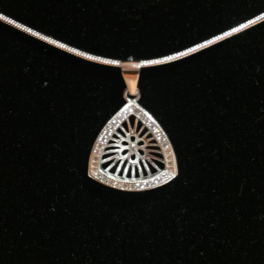 Triangle Single-Pearl Pendant Mounting (Sterling silver)