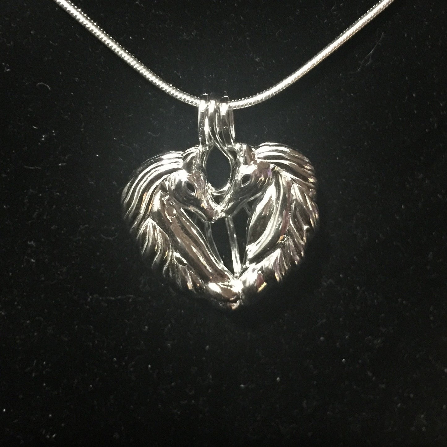 Double Horse Head Single-Pearl Cage Pendant (Sterling Silver)