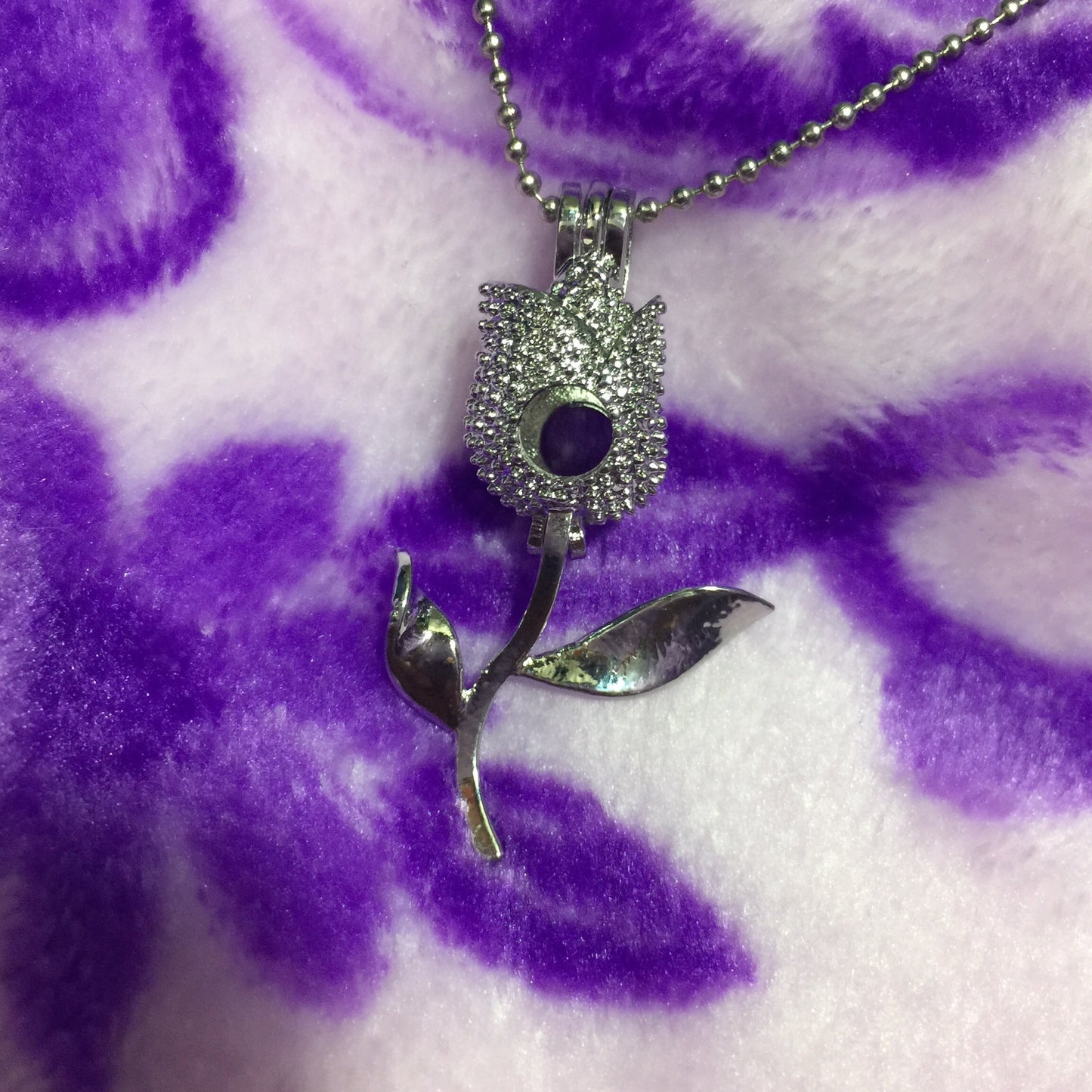 Rose Single-Pearl Cage Pendant