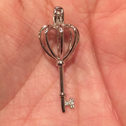 Girl's Heart Key Single-Pearl Cage Pendant (Sterling silver)