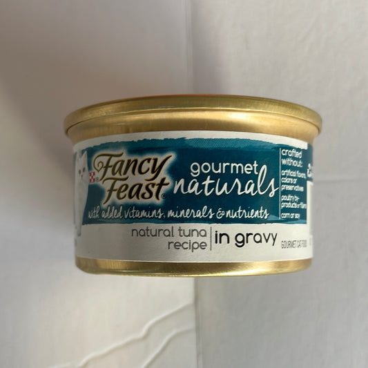 Fancy Feast Gourmet Naturals Wet Cat Food