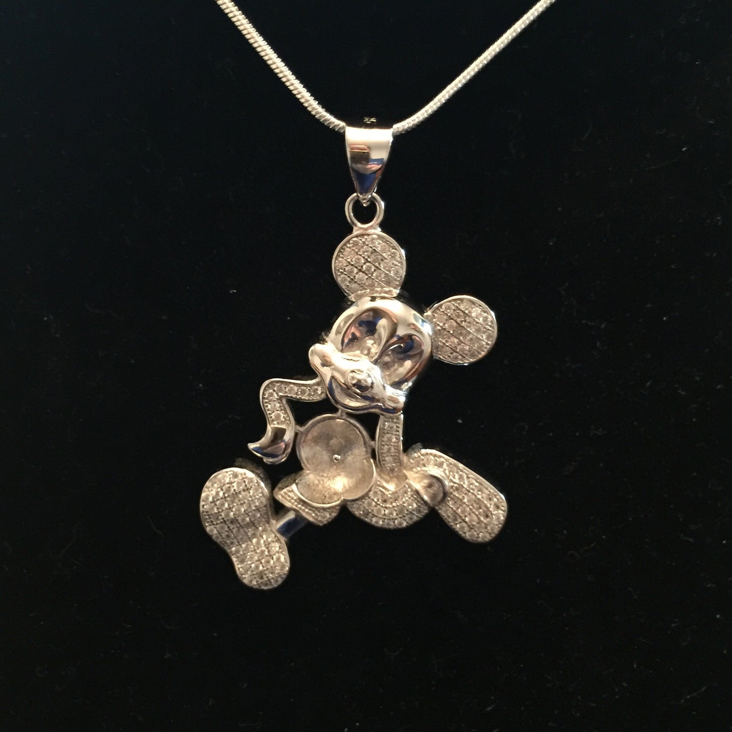 Walking Mickey Mouse Single-Pearl Pendant Mounting (Sterling silver)