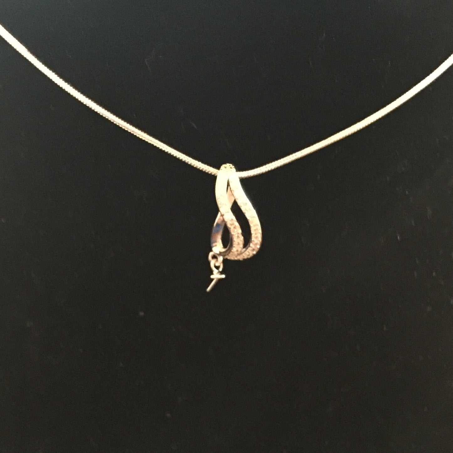 Tail Single-Pearl Pendant Mounting (Sterling silver)