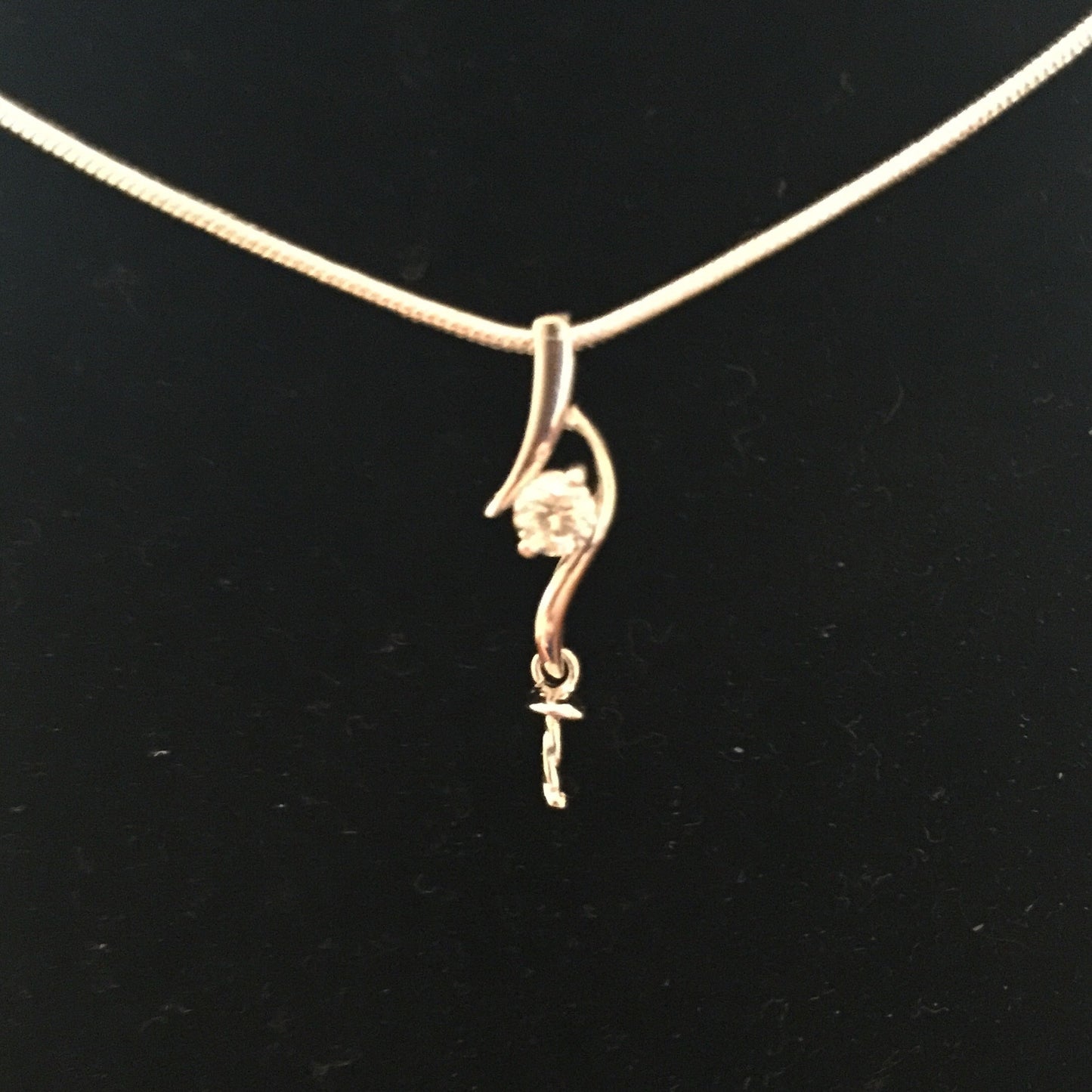 Parallel Single-Pearl Pendant Mounting (Sterling silver)