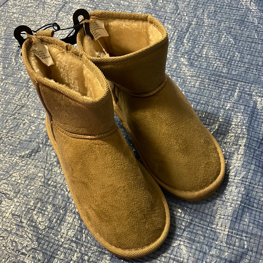 Women’s, Just Be Short Fur Lines Boots