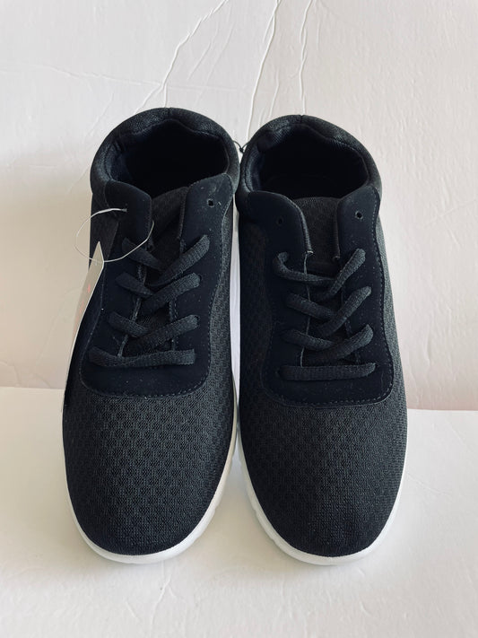 Women’s Bobbie Brooks Lace Up Mesh Athletic Shoes