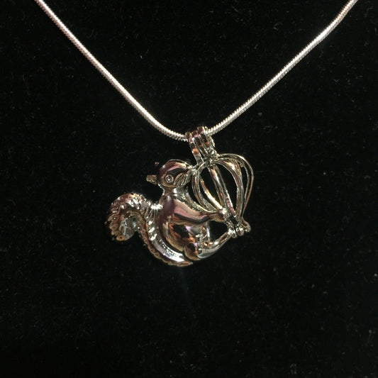 Squirrel Single-Pearl Cage Pendant (Silver Plated)