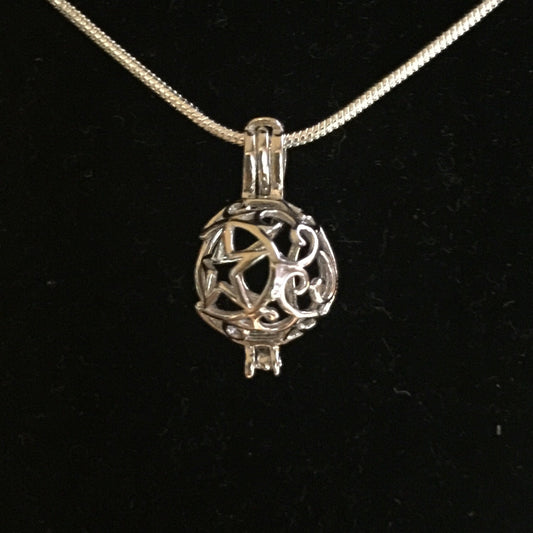 Moon and Star Single-Pearl Cage Pendant (Sterling Silver)