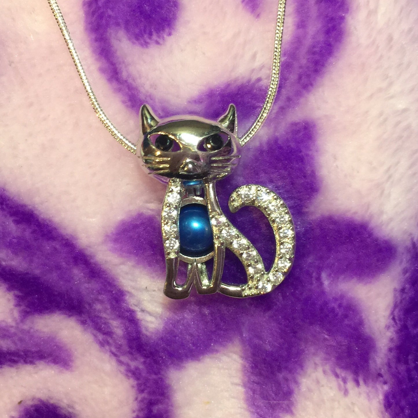 Feisty Feline Cat Single-Pearl Cage Pendant (Sterling Silver)