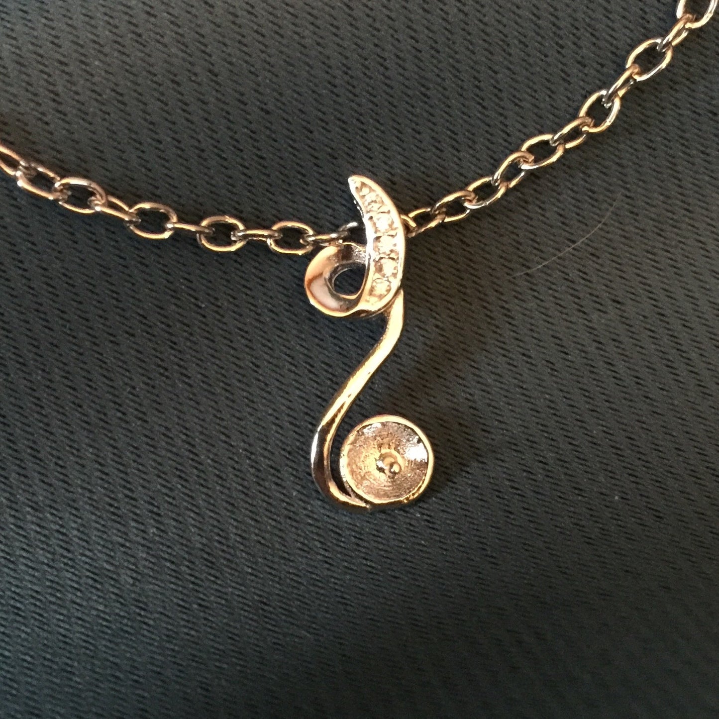 Loopy Loop Single-Pearl Pendant Mounting (Sterling silver)