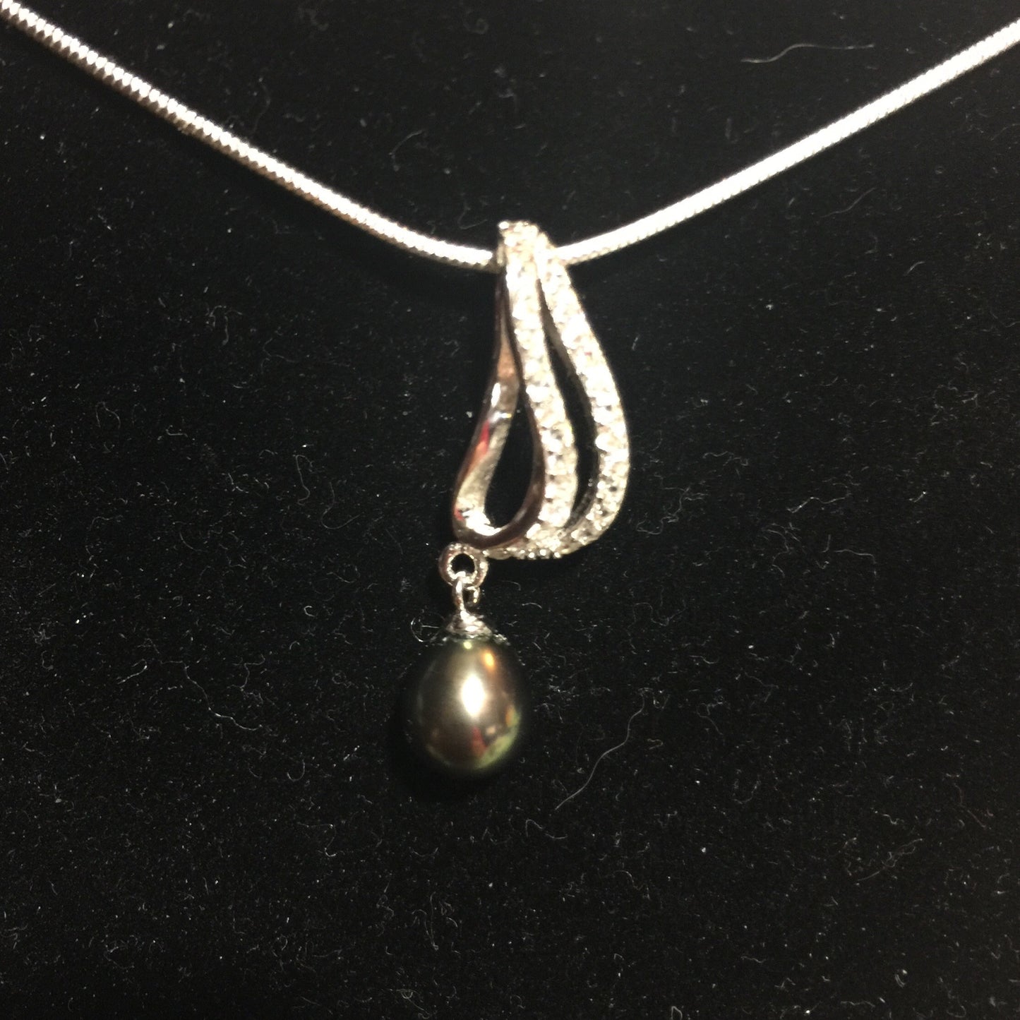 Tail Single-Pearl Pendant Mounting (Sterling silver)