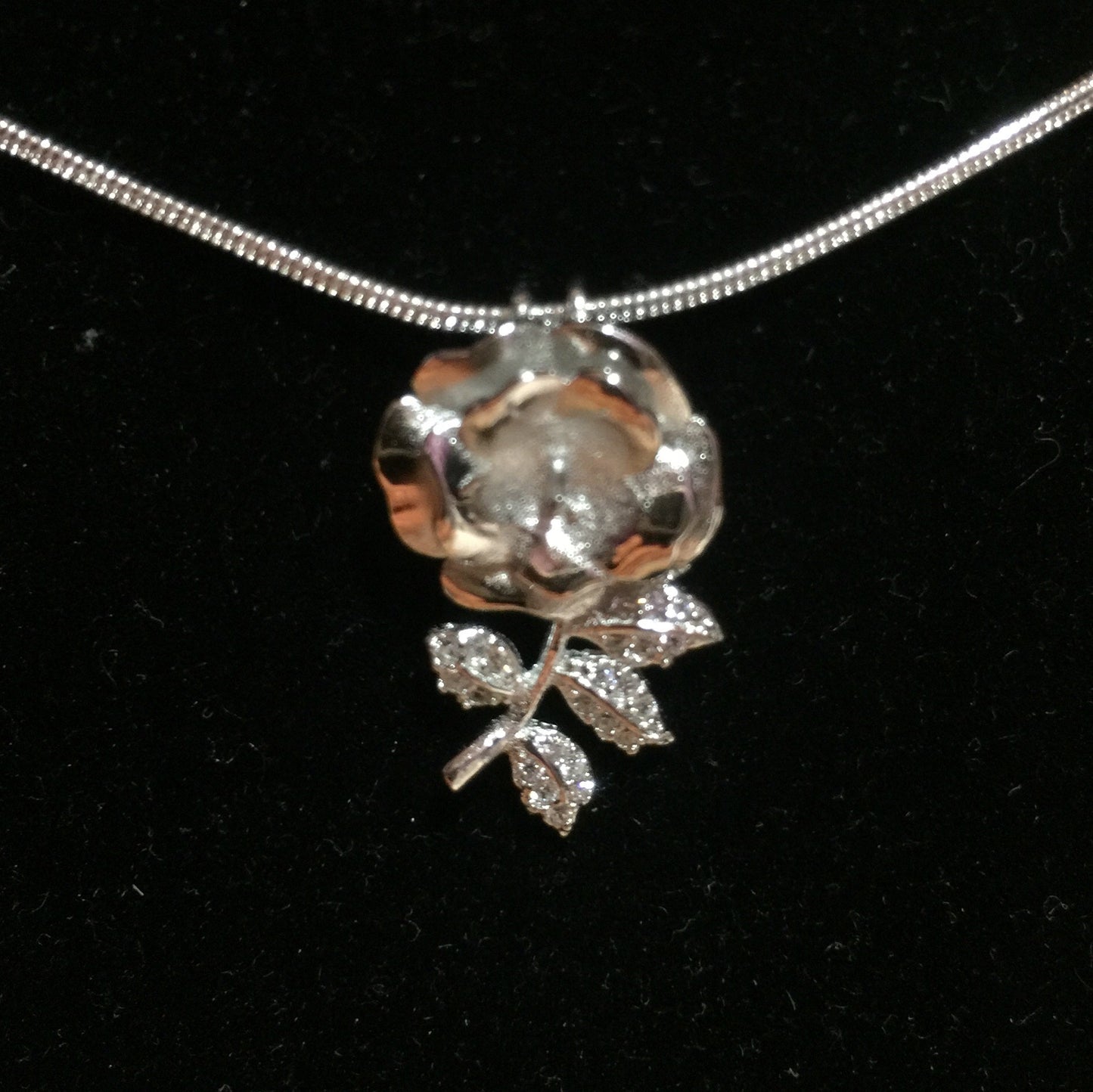 Rose Single-Pearl Pendant Mounting (Sterling silver)